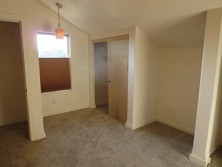1215 Douglas St — Photo 8