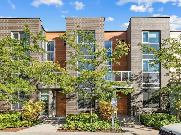 123 Parkway Forest Dr #Townhouse 04, Toronto, ON M2J 0G1