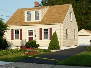 2 Coppola Ter, Derby, CT 06418