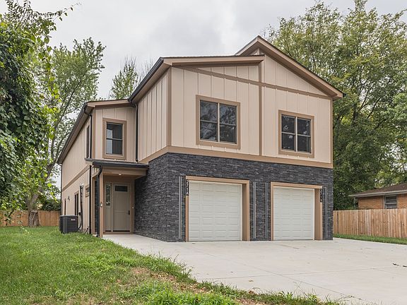 2nd image of 271 Garry Dr #A
