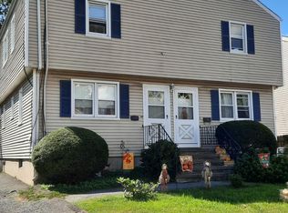 15 Burr St, Stamford, CT 06902