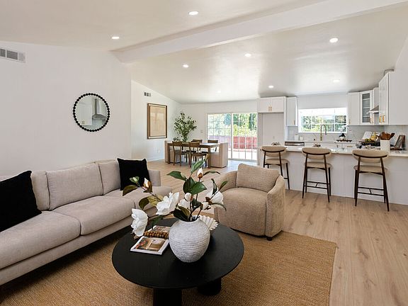 4th image of 8334 Denise Ln