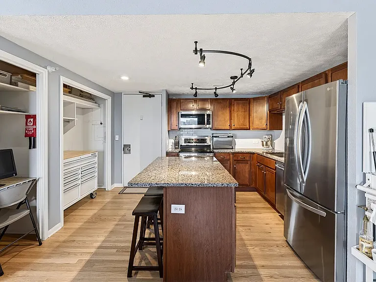 105 N 31st Ave #505 — Photo 24