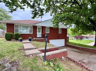 509 Payne Ter, Saint Joseph, MO 64506