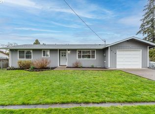 519 SE 7th St, Dundee, OR 97115