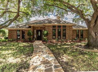 1501 Sugar Creek Dr, Carrollton, TX 75007