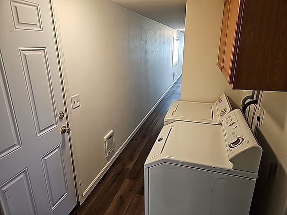 4th image of 305 W Darland St