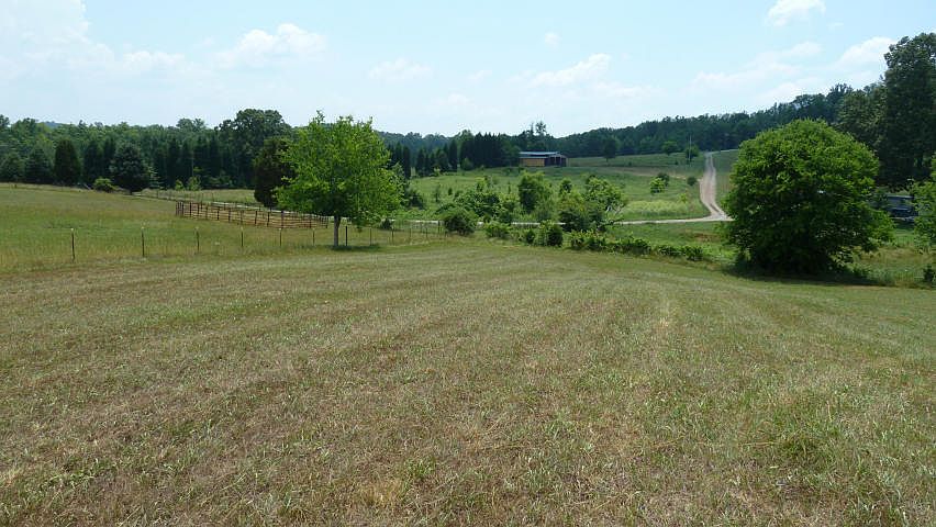 2nd image of 2230 Big Gully Rd