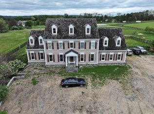 19972 Willowin Farm Ln, Purcellville, VA 20132