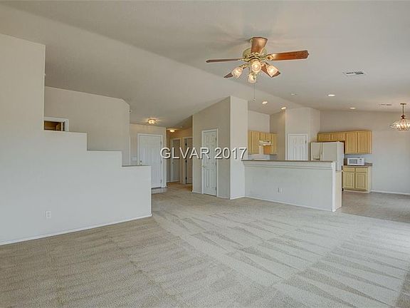 5th image of 5332 Regena Rose St