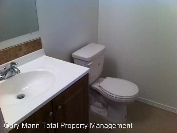2nd image of 110 E Mizzou Ct C-unit 6447308