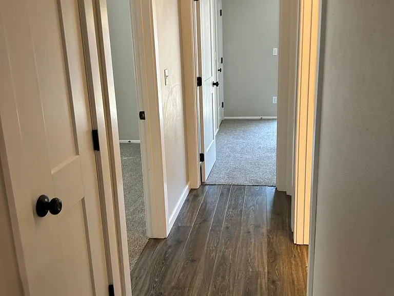 5148 W Clinton St — Photo 9
