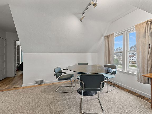 5th image of 115 N Barton St