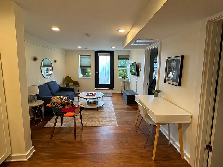 W 32nd Pl — Photo 7