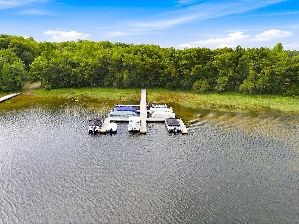 1st image of 25344 White Oak Dr