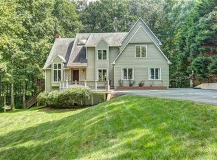 1600 Oakengate Ln, Midlothian, VA 23113