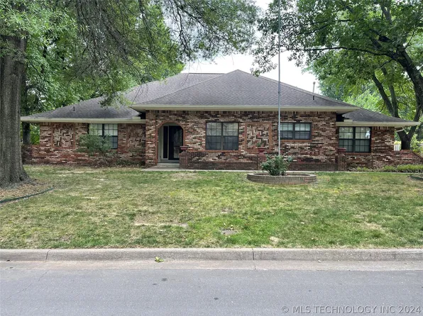 6706 E 105th St, Tulsa, OK 74133