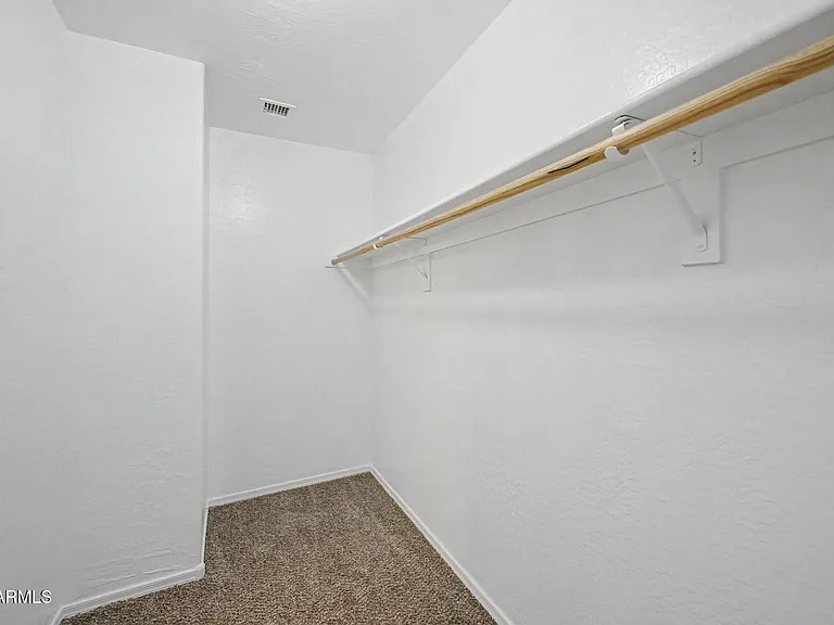 7027 W Lincoln St — Photo 18