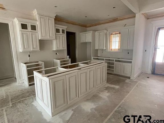 3rd image of 1876 Stonehaven Ct
