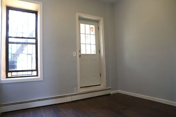 Rented by Compass | media 8