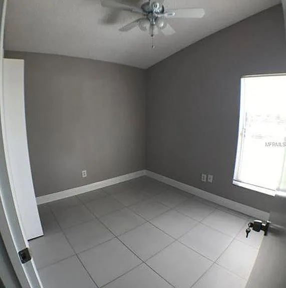 Guess bedroom 2