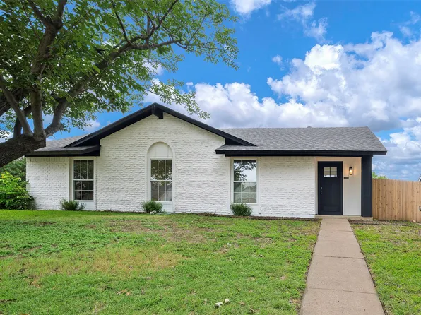 1505 Catalina Dr, Lewisville, TX 75067