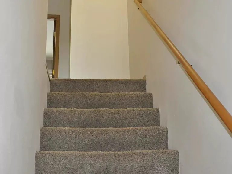409 NW Terre View Dr — Photo 9