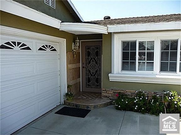 5th image of 2239 Meyer Pl