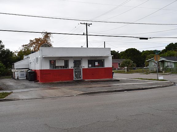 3rd image of 2211 Avenue E