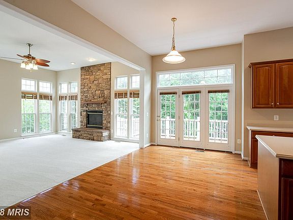 3rd image of 9105 Park Cove Dr