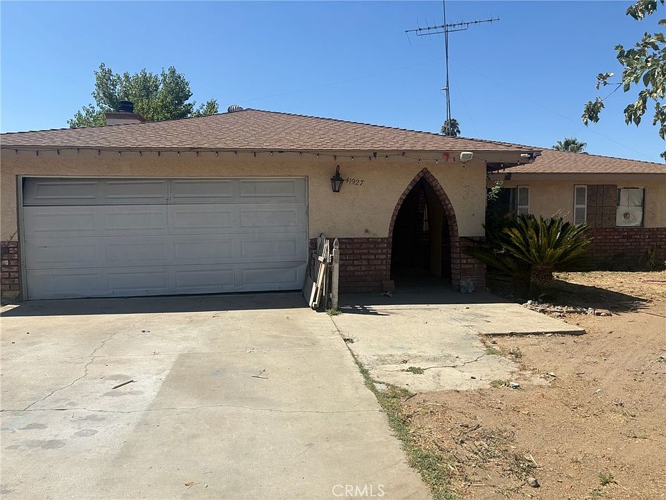 1st image of 41927 Jennifer Ave
