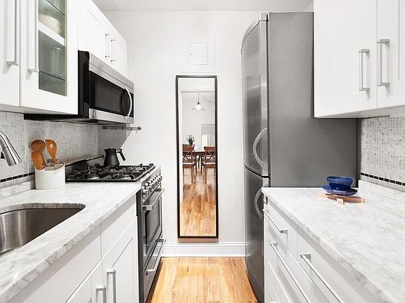2nd image of 130 Hicks St APT 4E