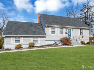 289 Stelton Rd, Piscataway, NJ 08854