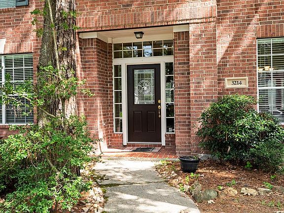 3rd image of 3214 Amber Holly Ct