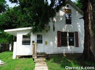 226 Swan St, Huntington, IN 46750