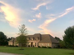 4009 Highplains Dr, Rogers, AR 72756