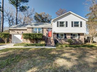 103 Flicker Ln, Summerville, SC 29485