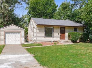 6610 SW 16th St, Des Moines, IA 50315