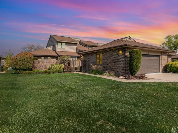 2727 Inverness Dr, Bay City, MI 48706