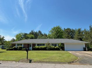 1809 Vine Ave, Demopolis, AL 36732