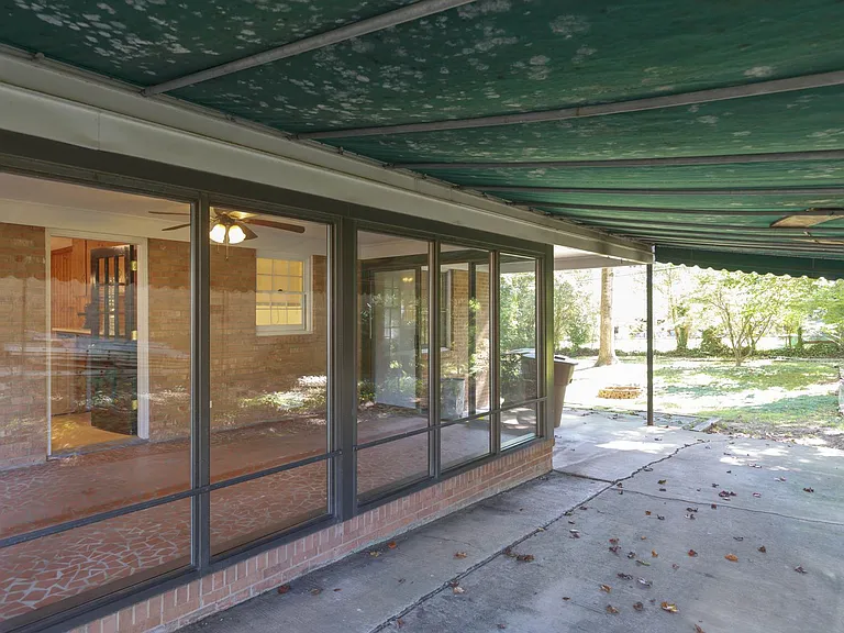 608 Candlewood Dr — Photo 25