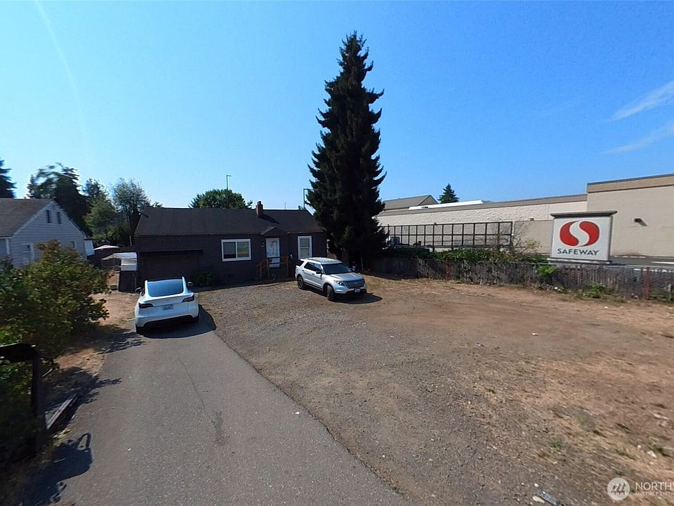 1st image of 7009 NE 181st Street