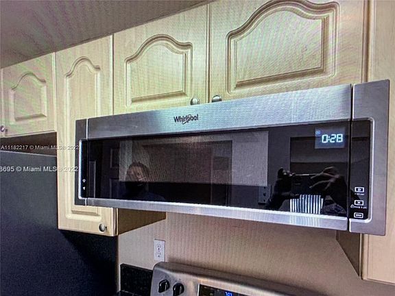 5th image of 4154 NW 79th Ave APT 2C