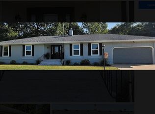 3544 E Linwood Dr, Springfield, MO 65809