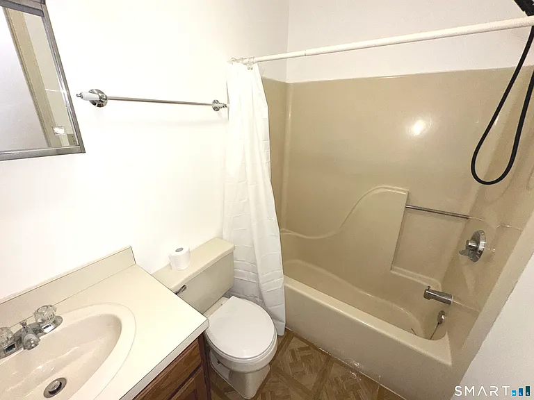 243 Judd Sq #243 — Photo 14