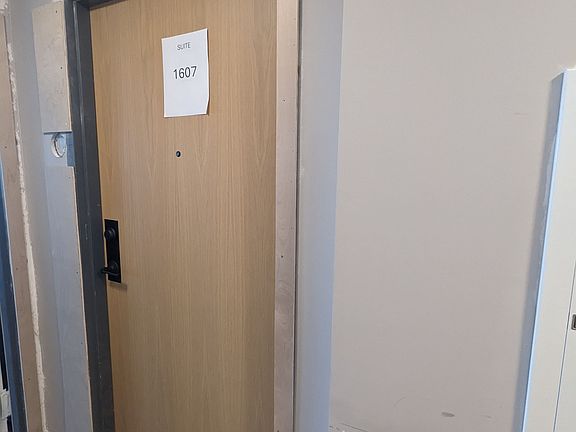 2nd image of 202 Burnhamthorpe Rd E #1607