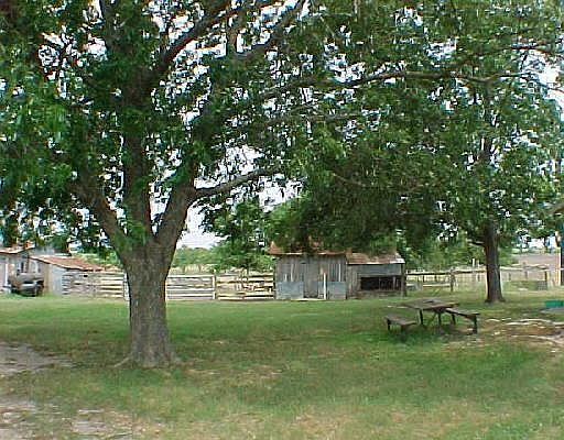 1st image of 908 KLEIN ST