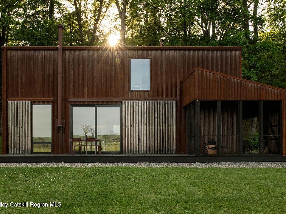 1st image of 346 Cold Spring Road