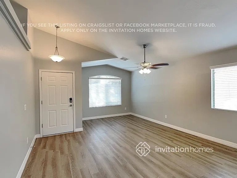 1834 S 106th Ave — Photo 5