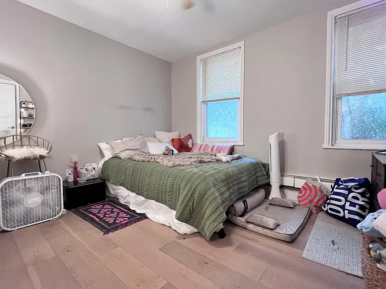 1137 Shackamaxon St #B — Photo 7